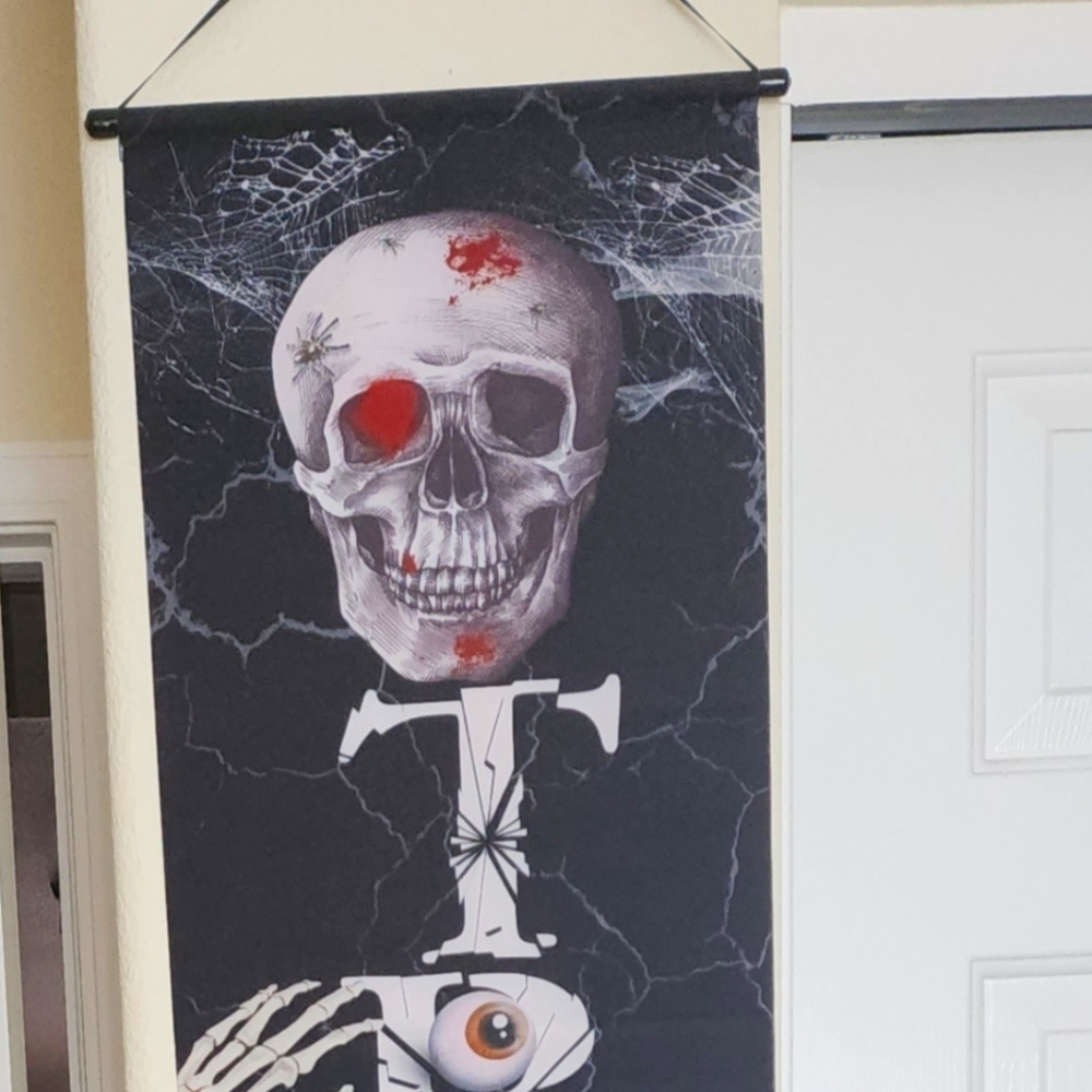 Halloween Vertical 6 Ft. Fabric Outdoor Porch Banner Top Dowel 2pc. NWT